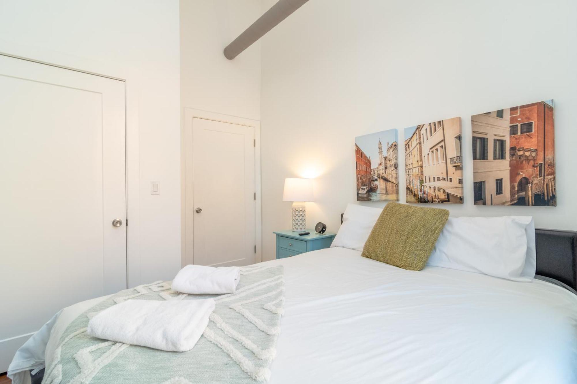 Mccormick Place 3Br-2Ba With Optional Parking - Sleeps 8 Chicago Esterno foto